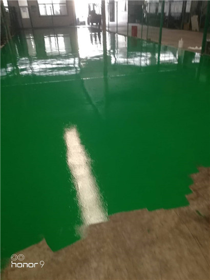 明水下面我给你一份非常实用、地坪漆施工翻新
